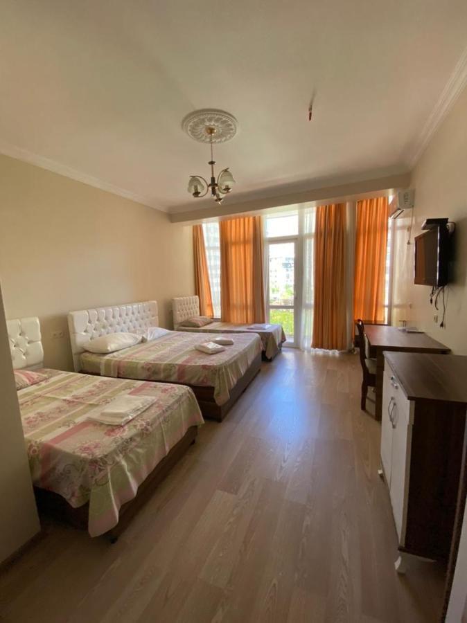 Hotel Eurasia Batumi Esterno foto