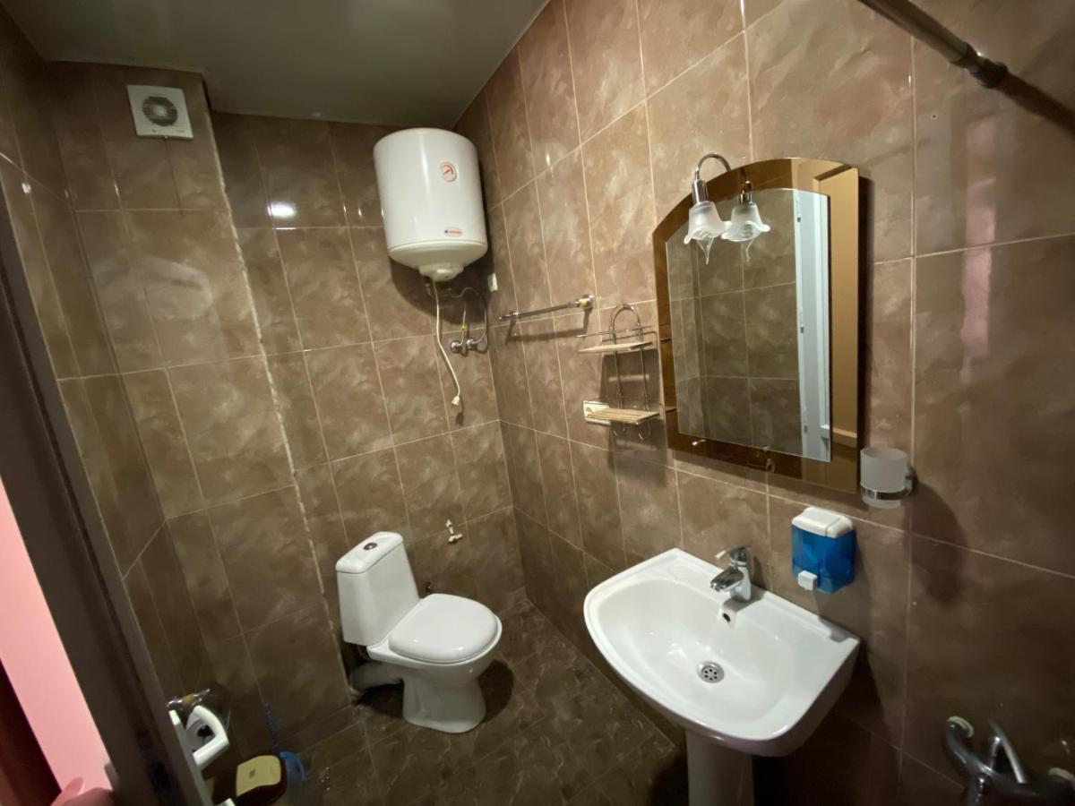 Hotel Eurasia Batumi Esterno foto